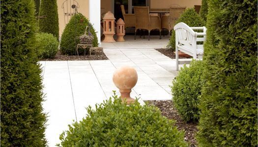 Terrassenplatten Linie Funktional
