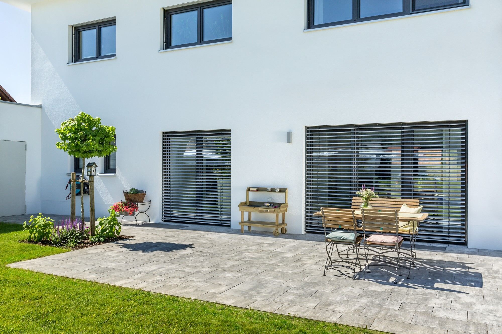 GDM.DECA stone 600 x 600 x 80 mm - nativo - grau-schwarz