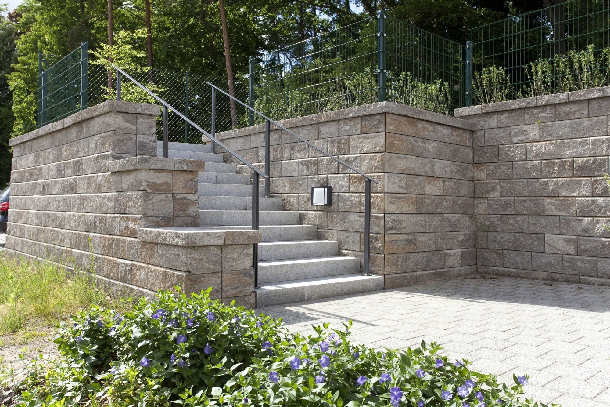 GDM.ALLAN block 84° Rand - 330 x 300 x 200 mm - rechts klein- Muschel-Kalk