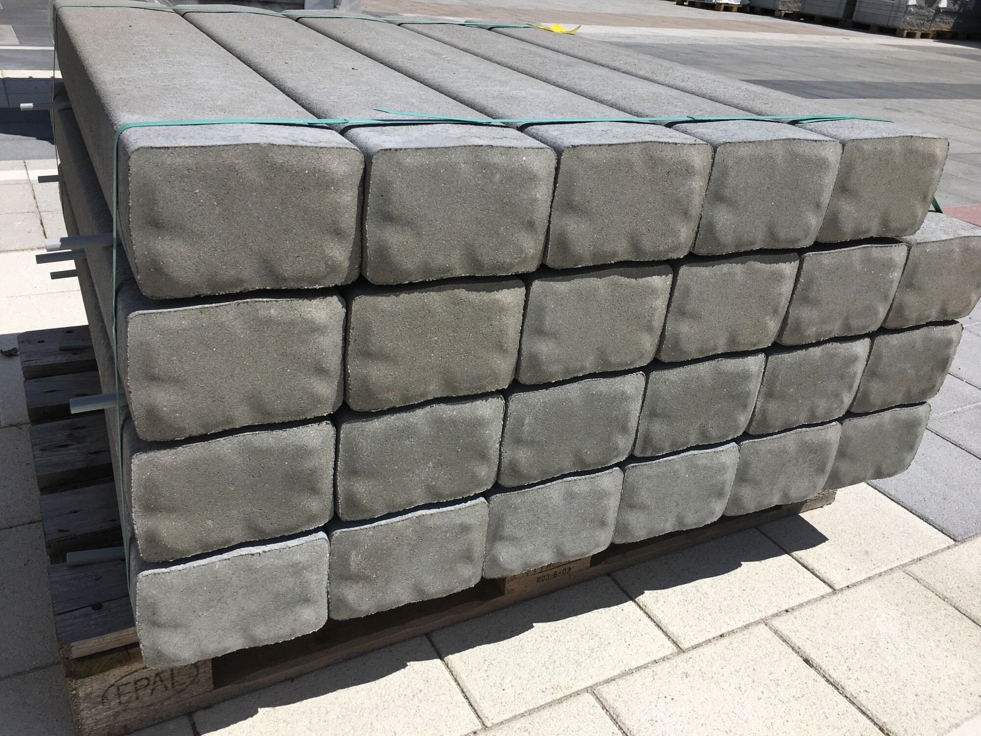GDM.TETRAGO palisade 180 x 120 x 400 mm