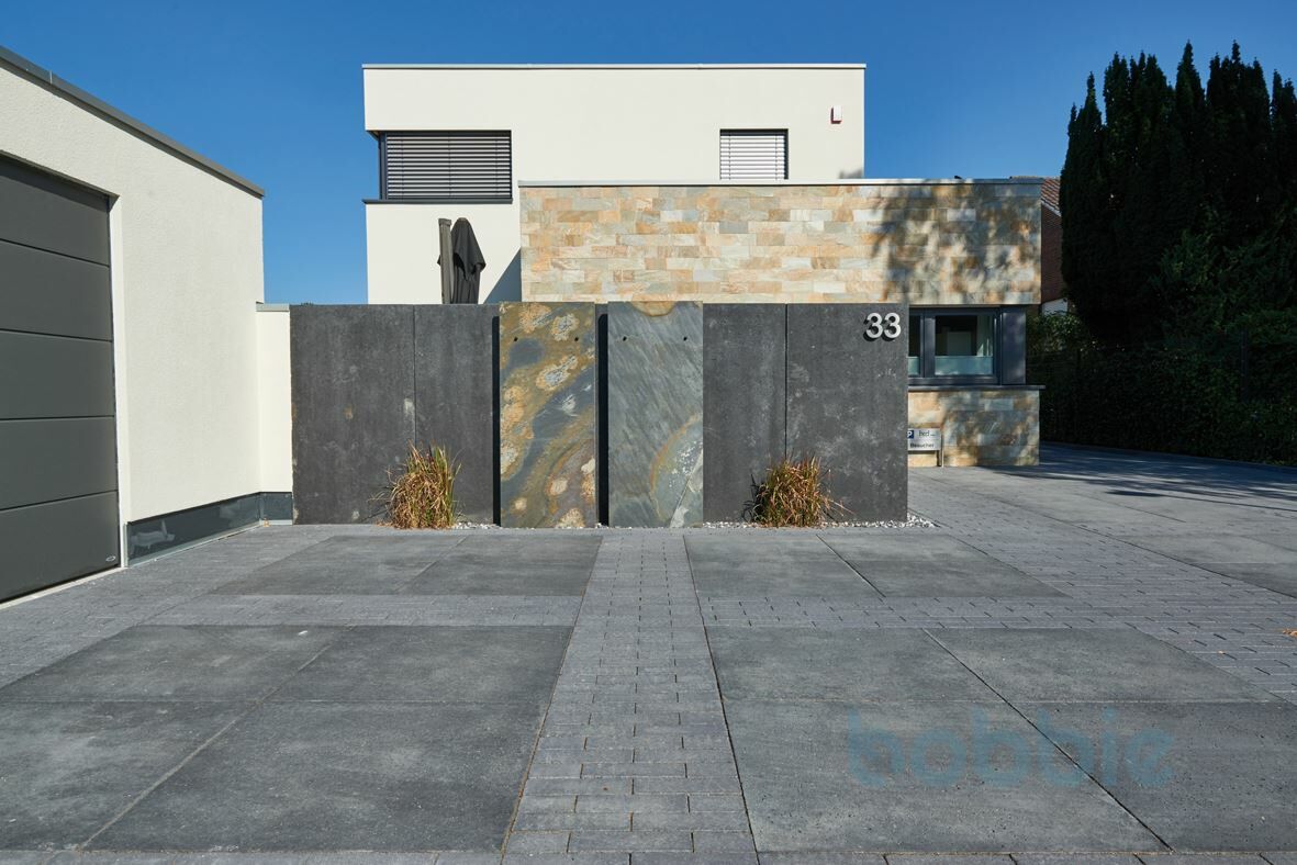 multifunktionaler Drain-Spot-Beton 16 cm grau 