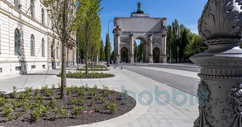 MÜNCHNER GEHWEGPLATTE