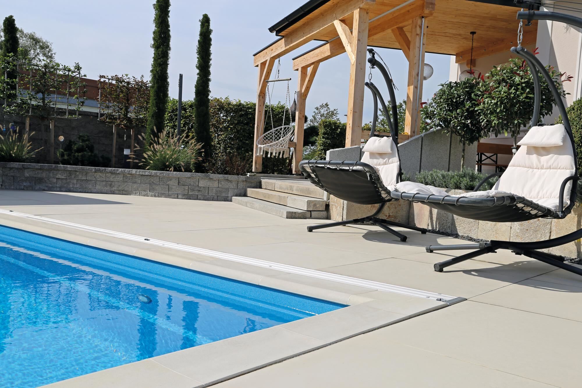 Poolumrandungen