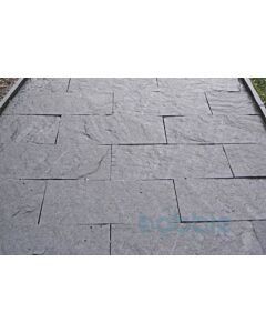 Bodenplatten "gespalten"