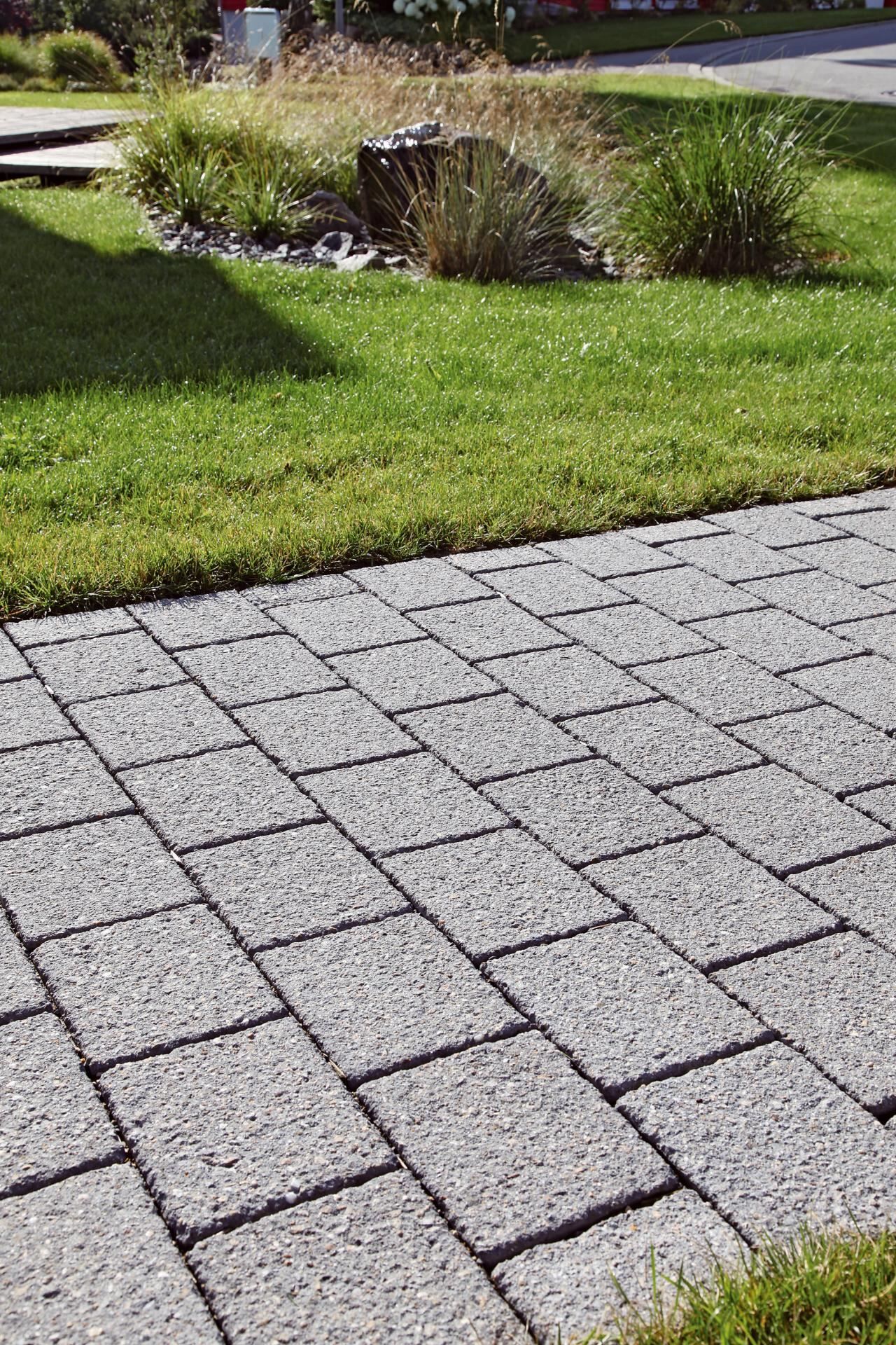 TESCADO Cura 7cm, LS (31.3 x17.3cm), Naturgrau Nr. 10 friktionsgefräst DIN EN 1338