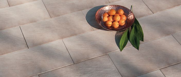 Terrassenplatten Linie Struktura