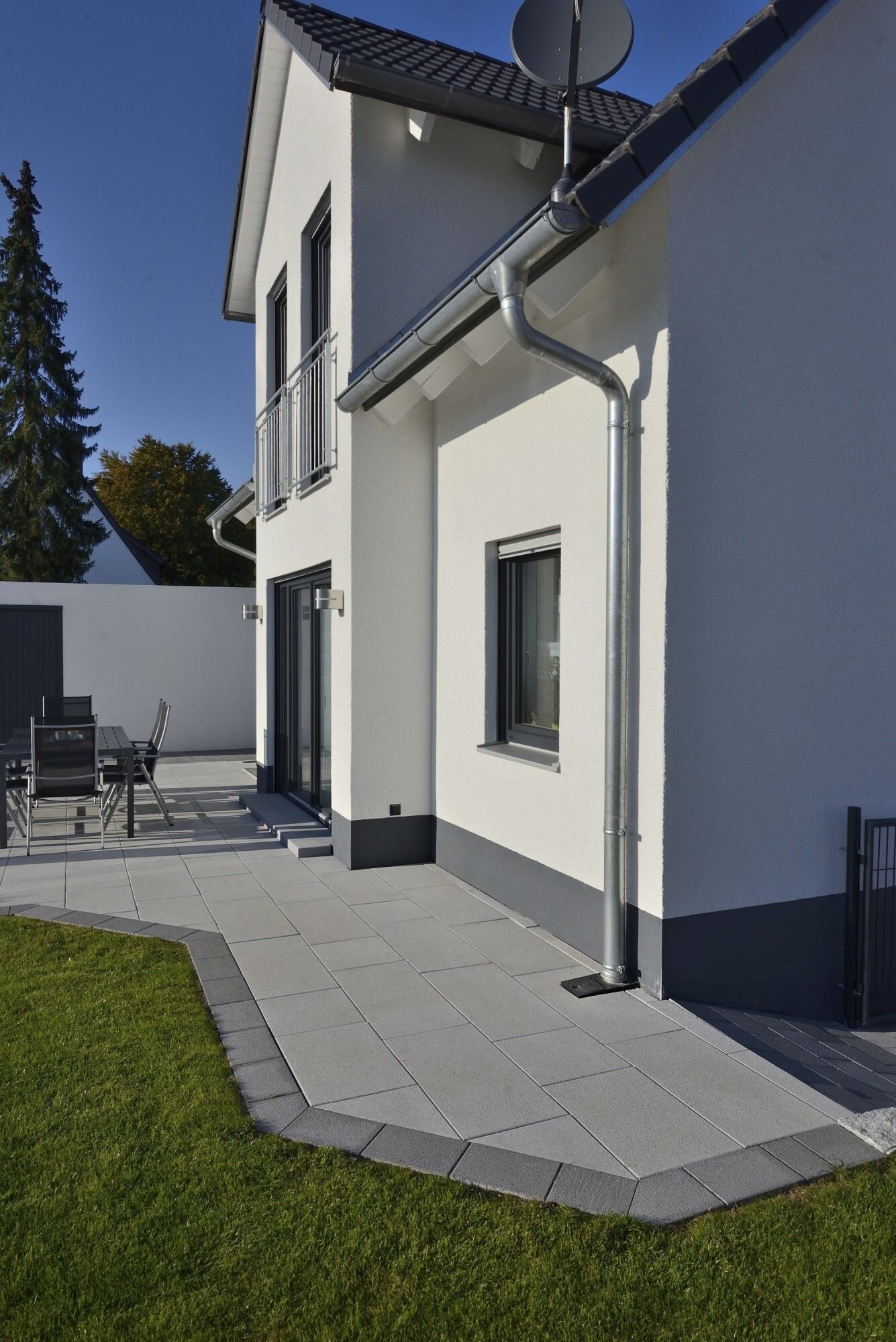 GDM.NUEVA light proActive - 400 x 400 x 50 mm - ferro DTE100 grau-uni