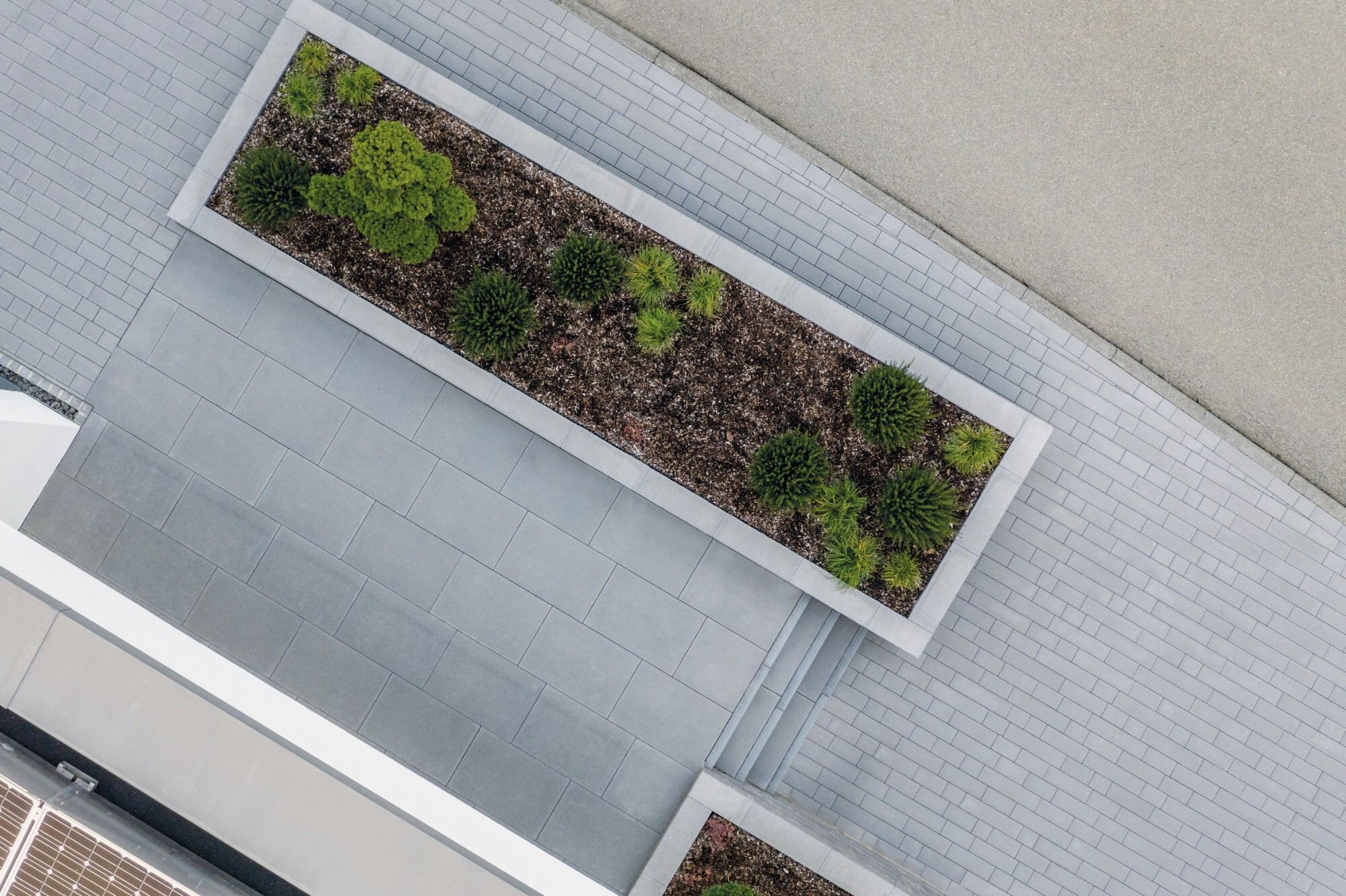 GDM.MOLINA stone 900 x 600 x 80 mm - ferro soft - granit-dunkel