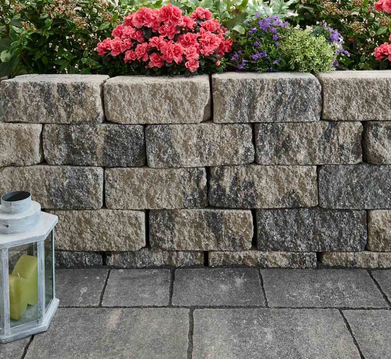 Mauerstein, VIA VENETO-MAUER