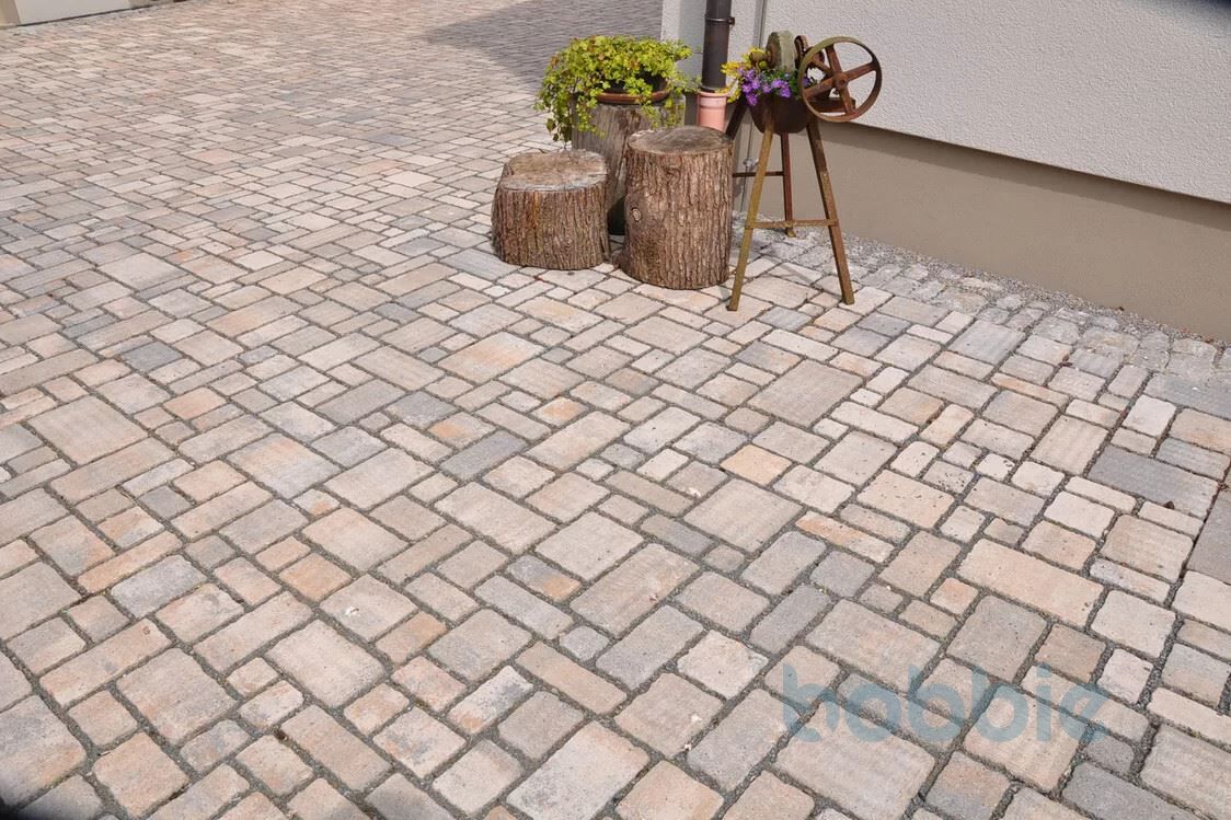 KASPvia-scalotta1629283685bobbie Zierpflaster VIA SCALOTTA®