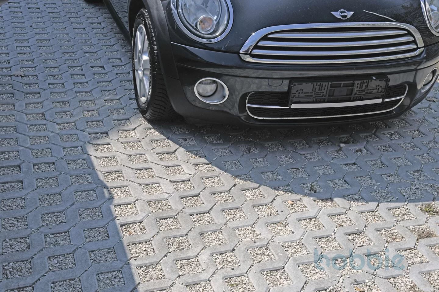 KASPrasengitterstein1629196146bobbie Oekopflaster RASENGITTERSTEIN