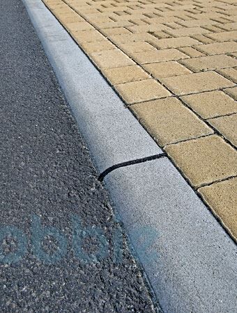 Krautz Bordsteine / Straßenbauelemente Rundbordsteine