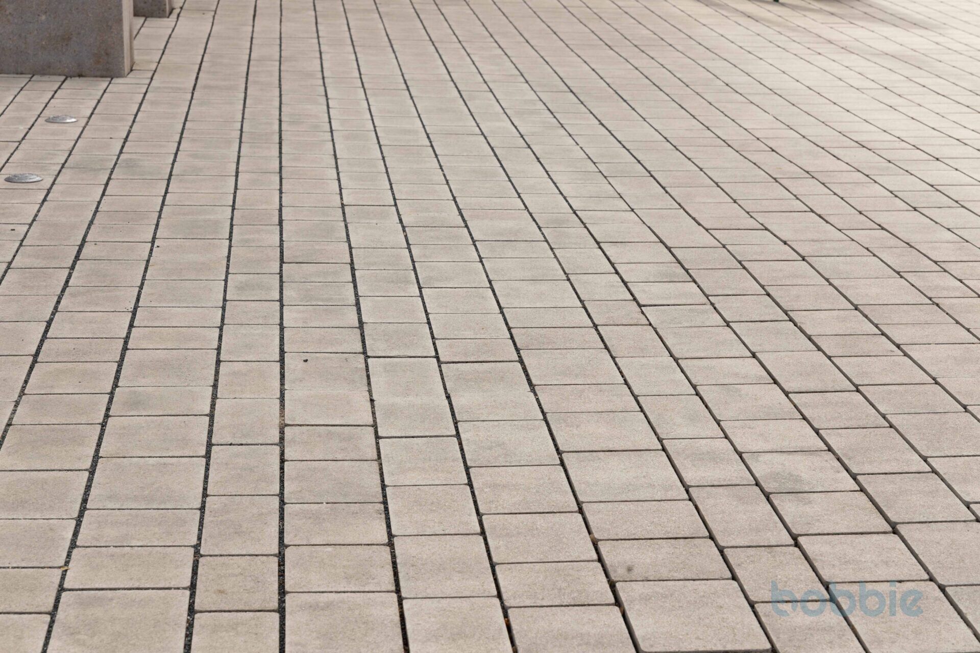 MEGNVia_Castello_Bahnen_Mittelstein1628076623bobbie Pflasterstein Via Castello Bahnen Mittelstein